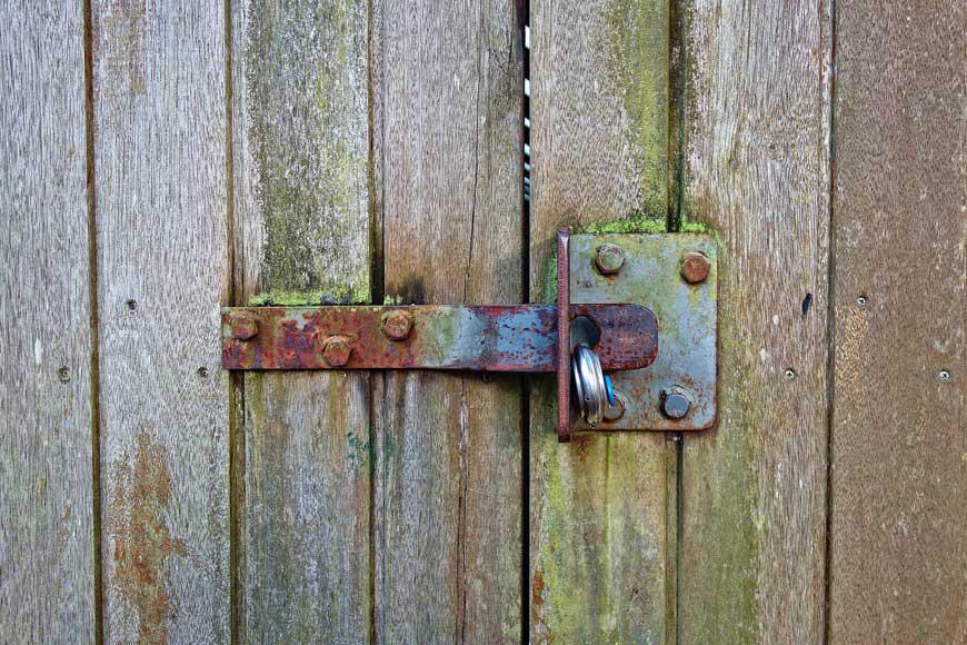 Selecting a Safe and Secure Garage Door Lock Selecting a Safe and Secure Garage Door Lock